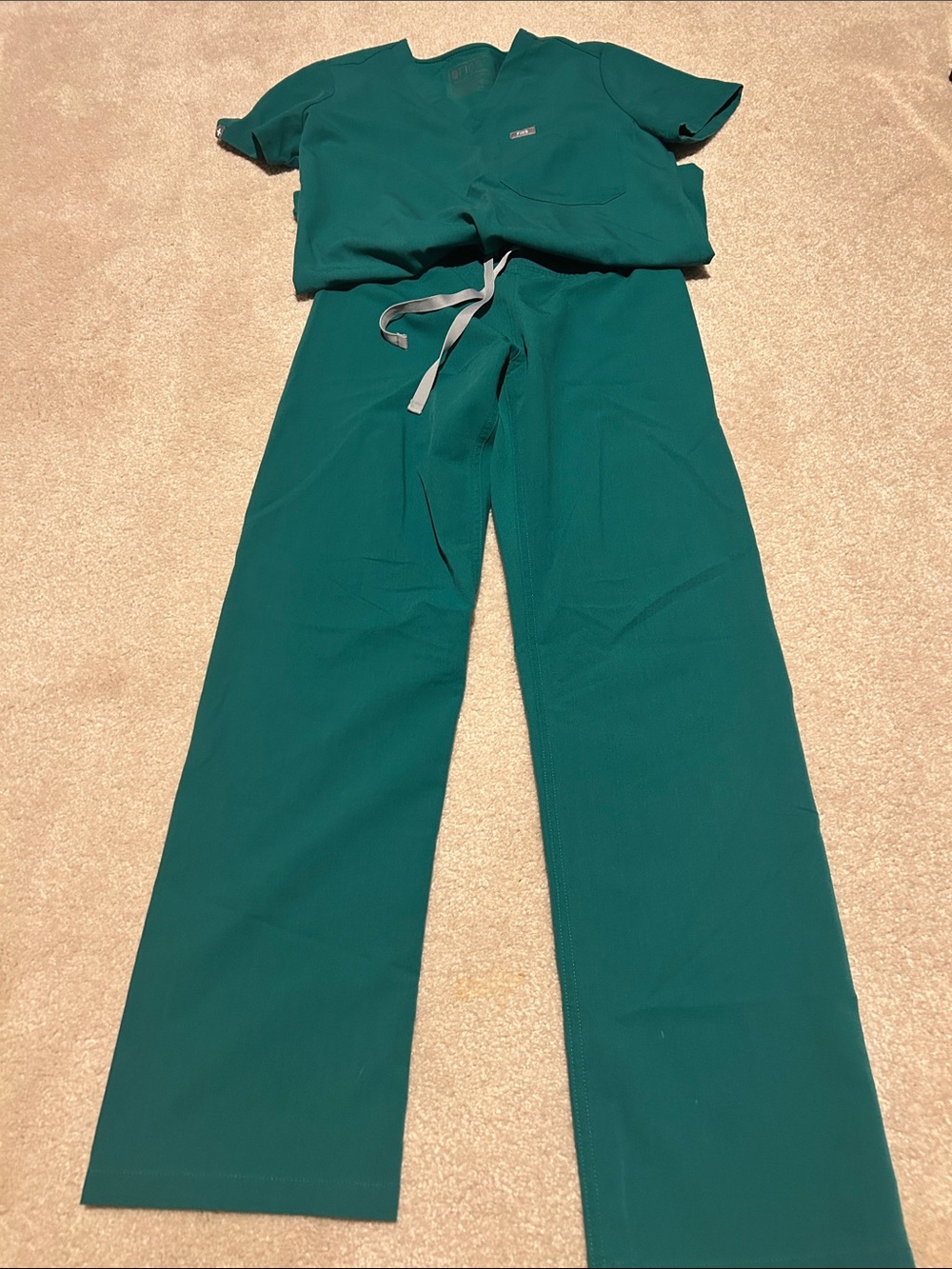 Figs Women Hunter Green Bundle
